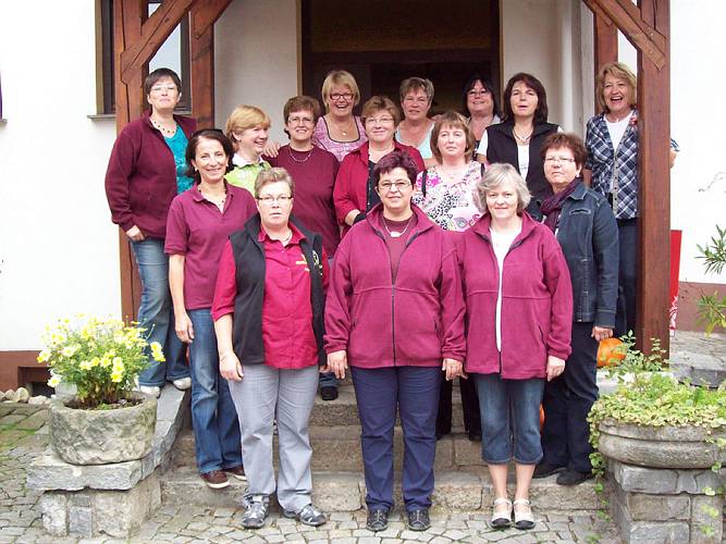 Der Hainbronner Bastelkreis beim Ausflug Der Hainbronner Bastelkreis beim Ausflug