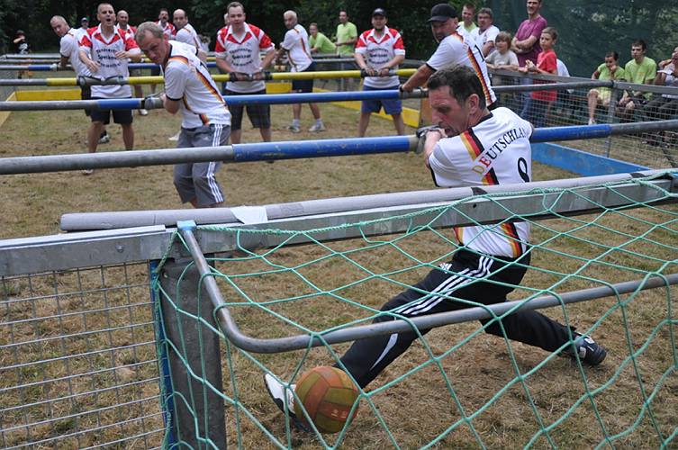 Auch im Lebendkicker - Immer am Ball