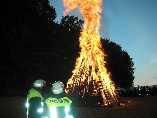 Sonnwendfeuer-Hainbronn009