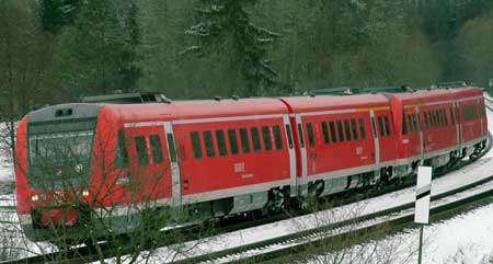 Ein Regionalexpress bei Hainbronn