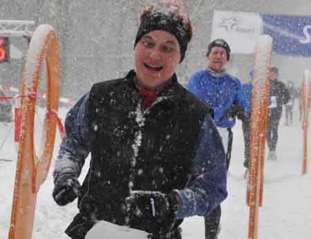 Geschafft: Kerstin Ehler bei Schneetreiben im Ziel